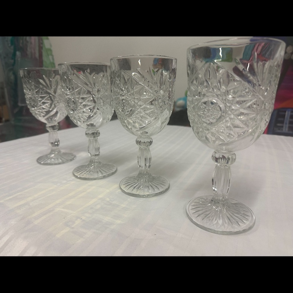 vintage Libbey Hobstar glasses all 4 sold together